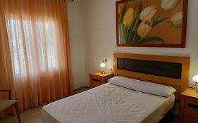 For A Stay Vedettes